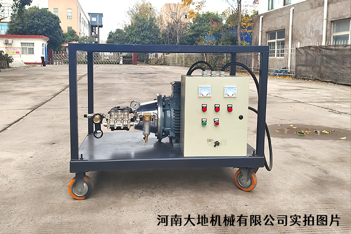 二手設(shè)備翻新除銹、除漆清洗機